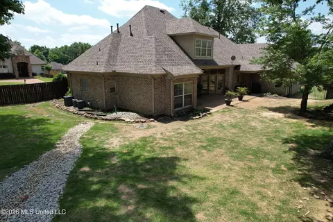 Exterior - 1435 Hillshire Rd, Hernando, MS 38632 photo 4 of 4