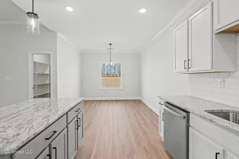 Dining - 2521 Scott Meadows Ln, Hernando, MS 38632 photo 1 of 2