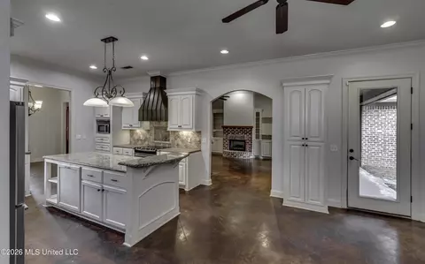 Entry Way - 115 Diamondback Ln, Brandon, MS 39047 photo 1 of 3