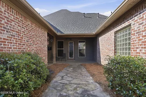 Exterior - 115 Diamondback Ln, Brandon, MS 39047 photo 2 of 5