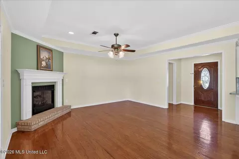 Living - 123 Fox Run Dr, Mccomb, MS 39648 photo 2 of 2