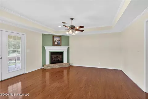 Living - 123 Fox Run Dr, Mccomb, MS 39648 photo 1 of 2