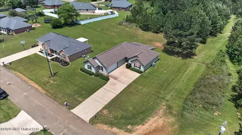 View/Area - 123 Fox Run Dr, Mccomb, MS 39648 photo 1 of 9