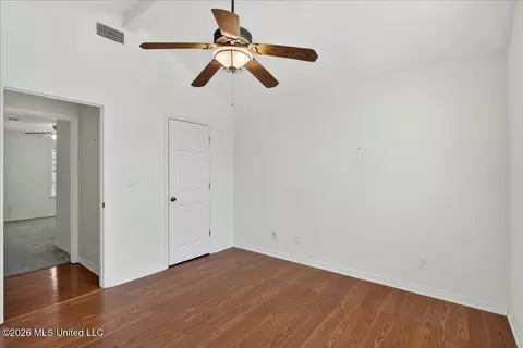 Bedroom - 123 Fox Run Dr, Mccomb, MS 39648 photo 1 of 4