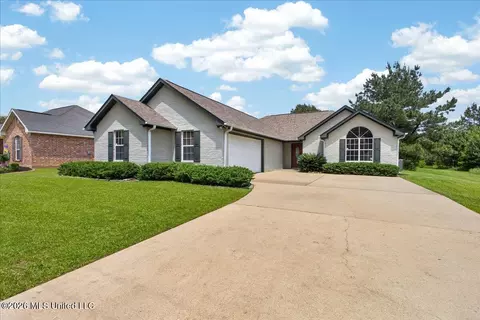 Exterior - 123 Fox Run Dr, Mccomb, MS 39648 photo 2 of 3