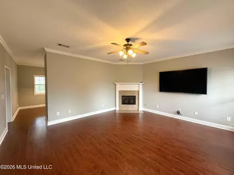 Living - 336 Willow Run, Pearl, MS 39208 photo 2 of 2
