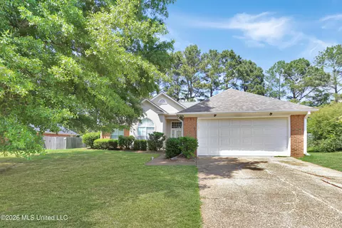 Exterior - 373 Avalon Way, Brandon, MS 39047 photo 2 of 4