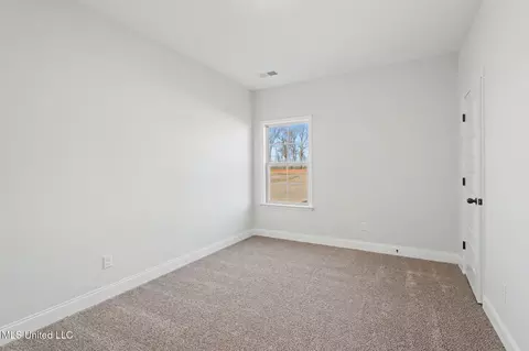 Bedroom - 2473 Scott Meadows Ln, Hernando, MS 38632 photo 3 of 5