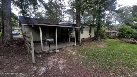 215 Carmel Ave, Jackson, MS 39204