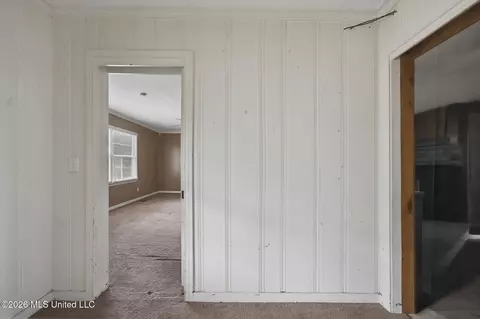 Entry Way - 215 Carmel Ave, Jackson, MS 39204 photo 4 of 4