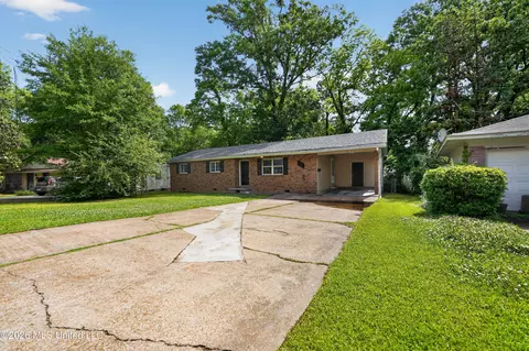 Exterior - 118 Kildare, Jackson, MS 39209 photo 2 of 6