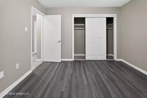 Bedroom - 118 Kildare, Jackson, MS 39209 photo 1 of 9