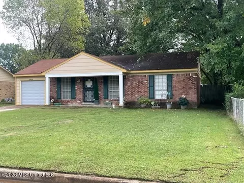 8096 Ashbrook Dr, Southaven, MS 38671