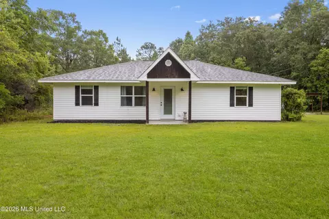 15380 Three Rivers Rd, Biloxi, MS 39532