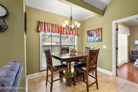 454 Pinebrook Cir, Brandon, MS 39047 photo 8