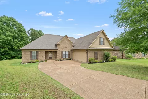 1586 Mckenas Wy Cv, Hernando, MS 38632