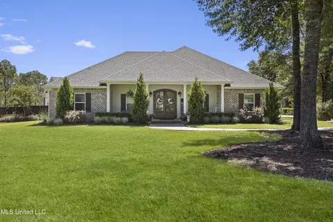 3419 Stephen Earl Dr, Vancleave, MS 39565