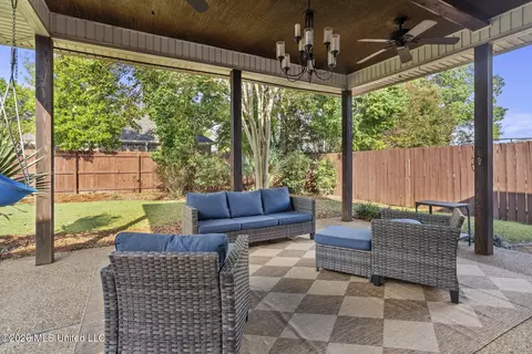 Exterior - 164 Regatta Dr, Brandon, MS 39047 photo 3 of 5