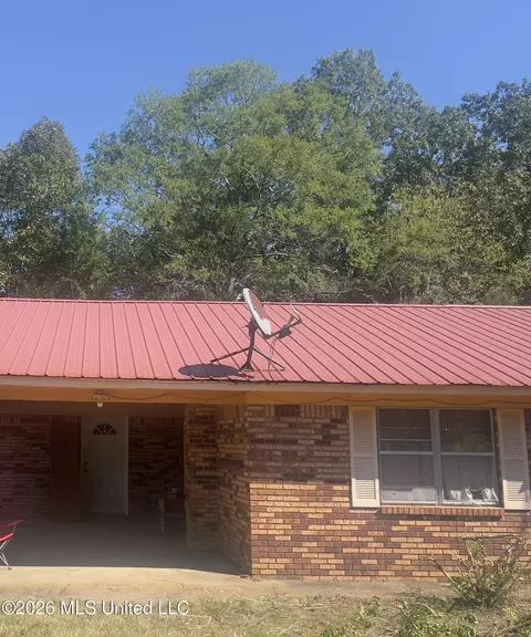 1533 Ccc Line Rd, West Point, MS 39773 photo 2