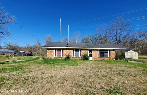 105 Cairo Dr, Vicksburg, MS 39180