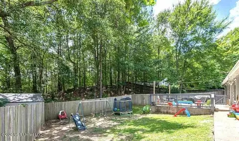 Exterior - 309 Stonecastle Dr, Brandon, MS 39047 photo 4 of 4