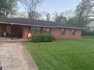 403 Mulberry, Vaiden, MS 39176