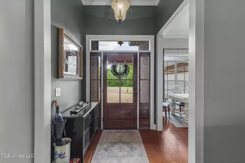 Entry Way - 101 Marion Dr, Clinton, MS 39056 photo 1 of 5