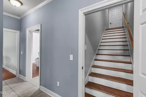 Entry Way - 101 Marion Dr, Clinton, MS 39056 photo 3 of 5