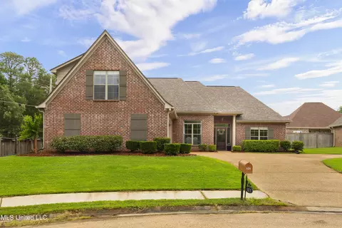 101 Marion Dr, Clinton, MS 39056