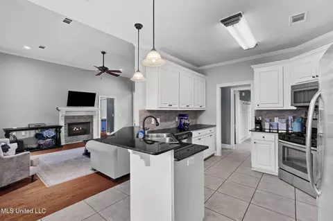 Kitchen - 101 Marion Dr, Clinton, MS 39056 photo 1 of 3