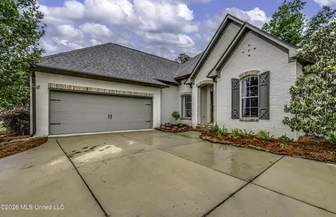 612 Macbeth St, Brandon, MS 39047