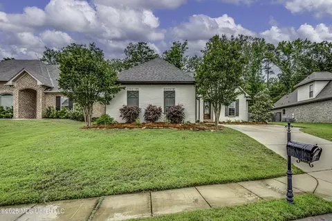 Exterior - 612 Macbeth St, Brandon, MS 39047 photo 5 of 6