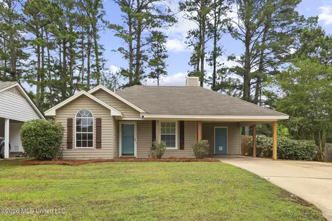 303 Audubon Cir, Brandon, MS 39047