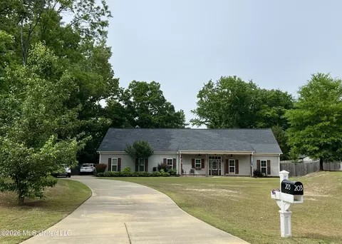 203 Polo Run Cv, Byhalia, MS 38611