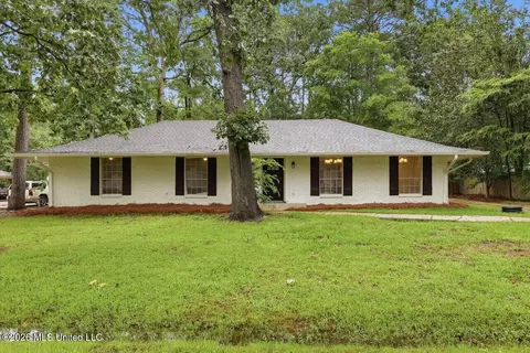114 Whippoorwill Rd, Brandon, MS 39047