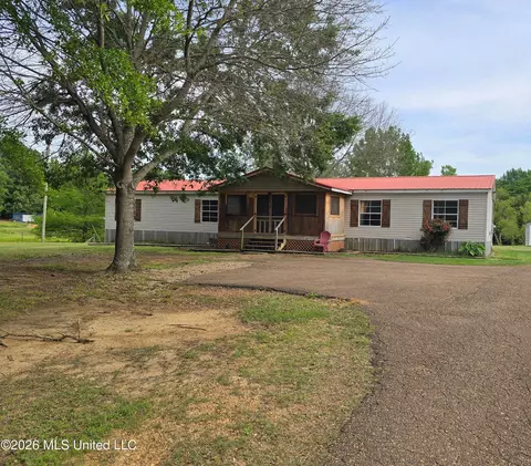 565 Alred Rd, Coldwater, MS 38618