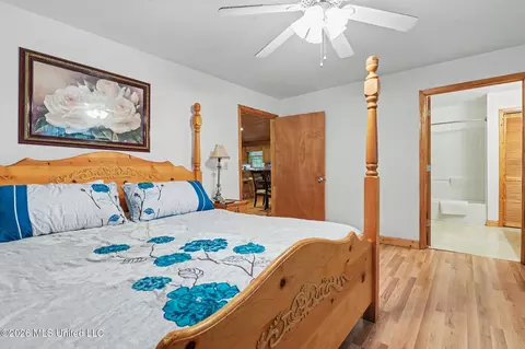 Bedroom - 4219 Merrill Rd, Lucedale, MS 39452 photo 2 of 4