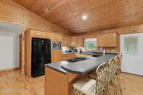 Kitchen - 4219 Merrill Rd, Lucedale, MS 39452 photo 1 of 4