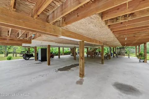 Exterior - 4219 Merrill Rd, Lucedale, MS 39452 photo 5 of 8