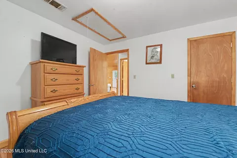 Bedroom - 4219 Merrill Rd, Lucedale, MS 39452 photo 4 of 4