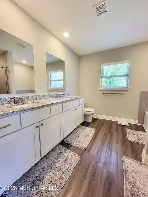 Bath - 51 Mojave Ln, Picayune, MS 39466 photo 3 of 5
