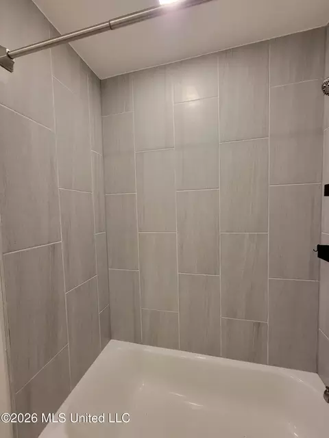 Bath - 51 Mojave Ln, Picayune, MS 39466 photo 2 of 5
