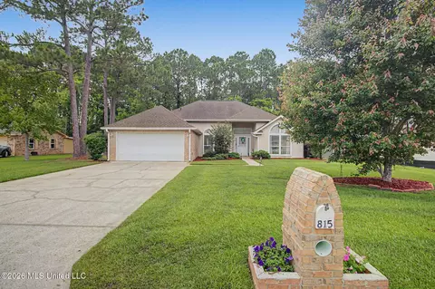 815 On The Grn, Biloxi, MS 39532