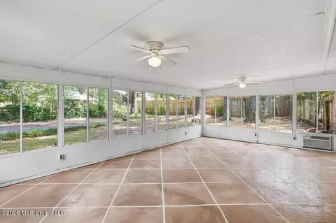 Exterior - 300 Whippoorwill Rd, Brandon, MS 39047 photo 4 of 9