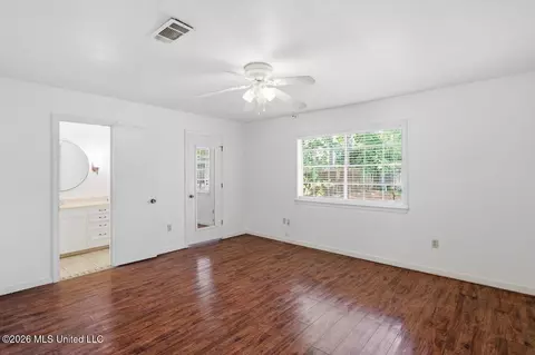 Bedroom - 300 Whippoorwill Rd, Brandon, MS 39047 photo 1 of 3