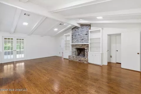 Living - 300 Whippoorwill Rd, Brandon, MS 39047 photo 1 of 5