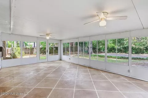 Exterior - 300 Whippoorwill Rd, Brandon, MS 39047 photo 2 of 9