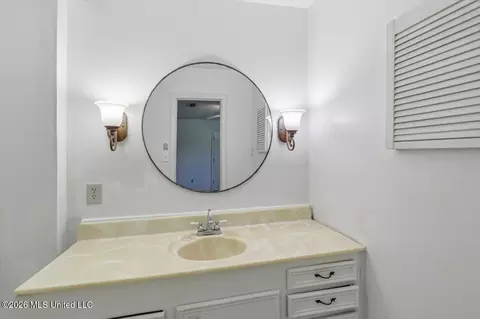 Bath - 300 Whippoorwill Rd, Brandon, MS 39047 photo 1 of 4
