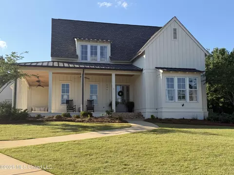 404 Herons Ct, Ridgeland, MS 39157