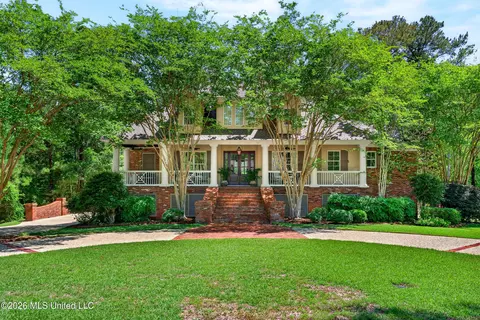 40 Marais Rdg, Hattiesburg, MS 39402